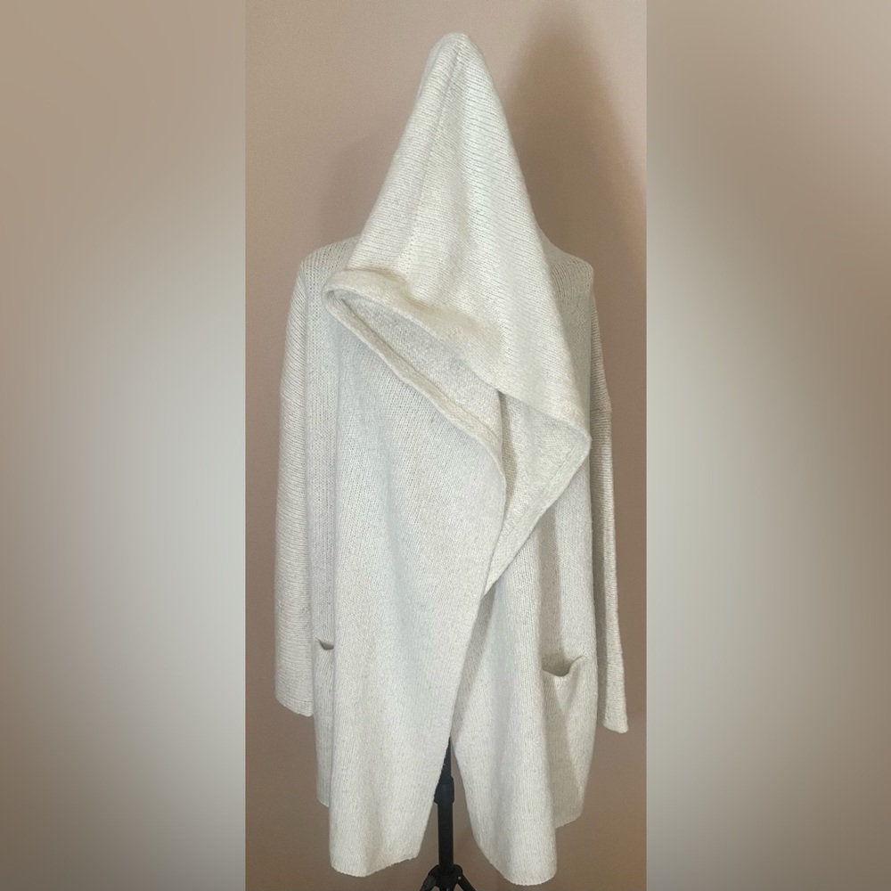 Vince Ivory Wool Blend Shawl/Cardigan Hooded Long Sweater Sz M. Style #F296 - Picture 7 of 8
